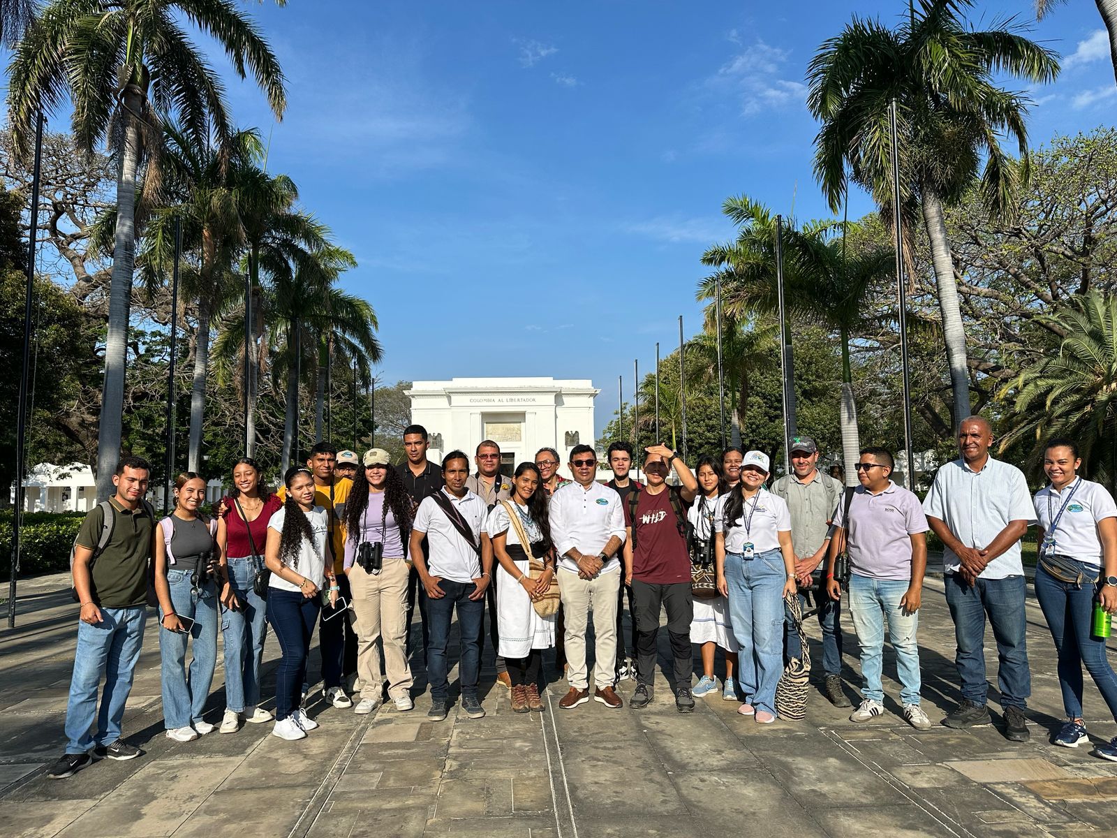 Foto grupal en la Quinta de San pedro con el Director General