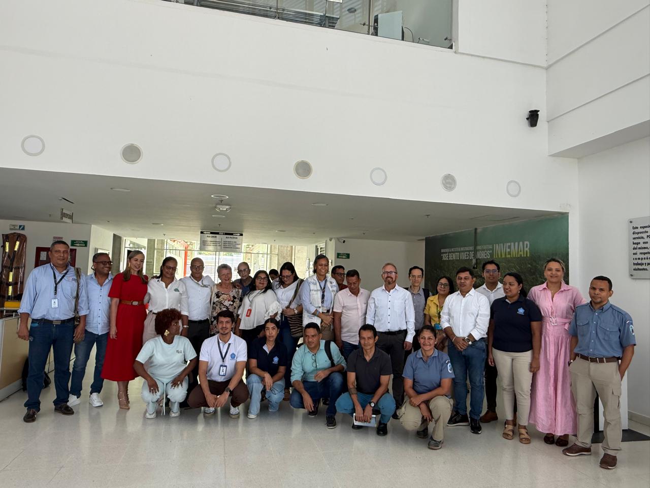 Foto grupal de los asistentes