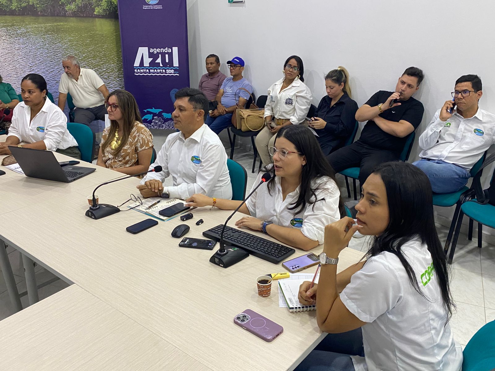 Mesa con director de corpamag y jefe de planeacion de la alcaldia