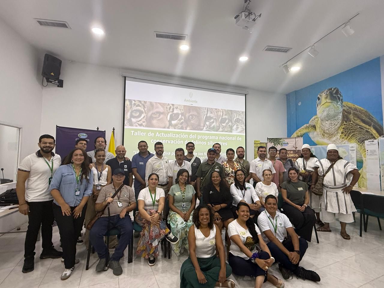 Foto grupal de asistentes