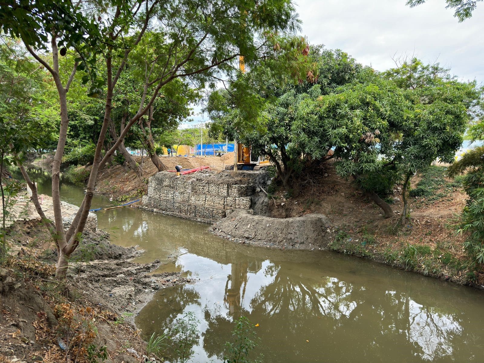CORPAMAG inició obras de construcción del Parque Lineal Ambiental en el Río Manzanares