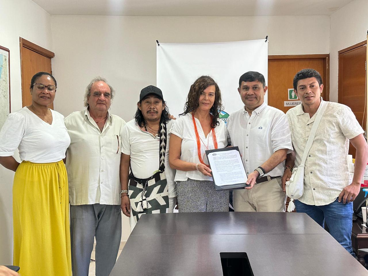 Foto de grupo Director, Teje Teje 
