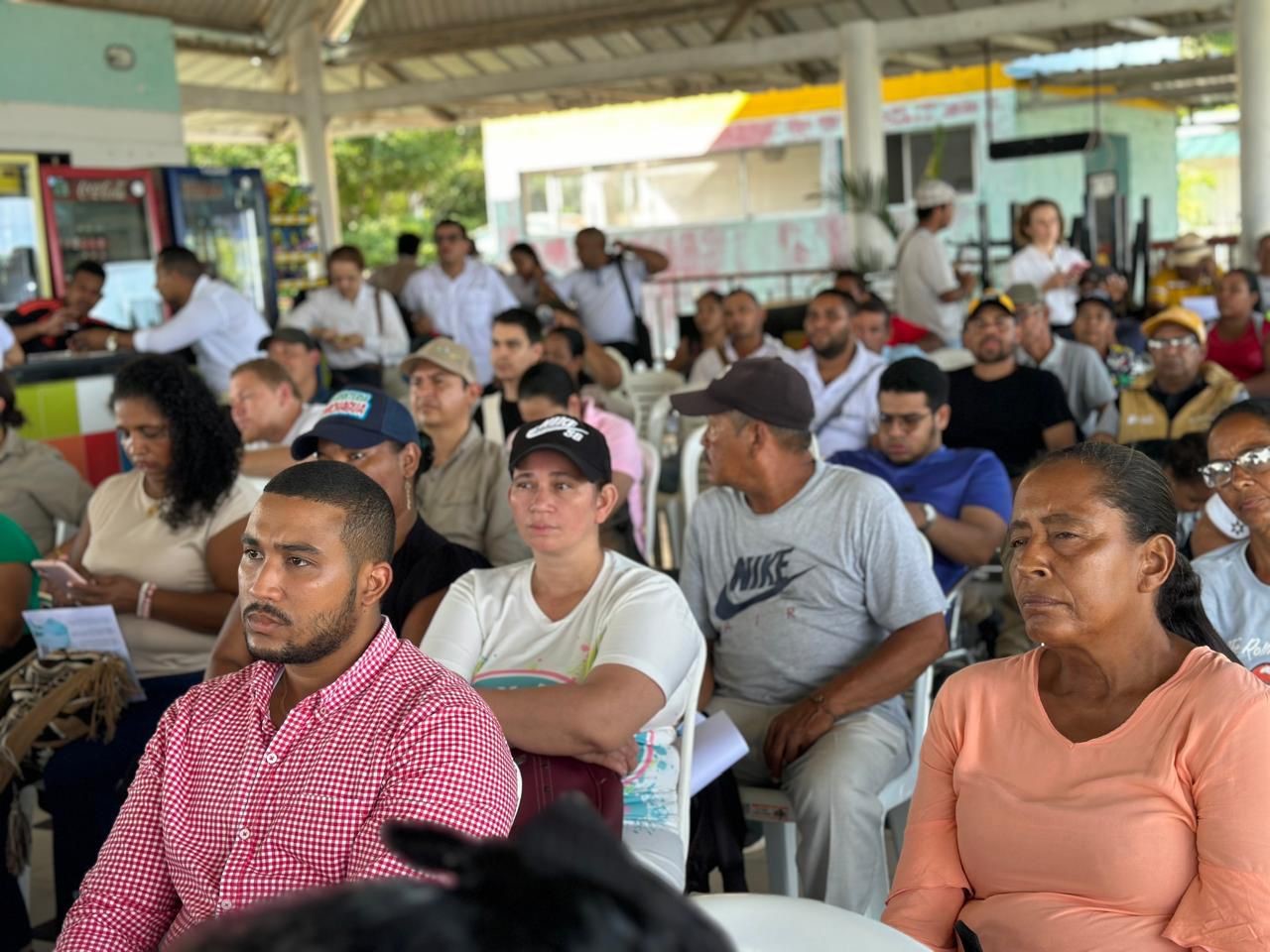 Reunion comunitaria en Chimichagua